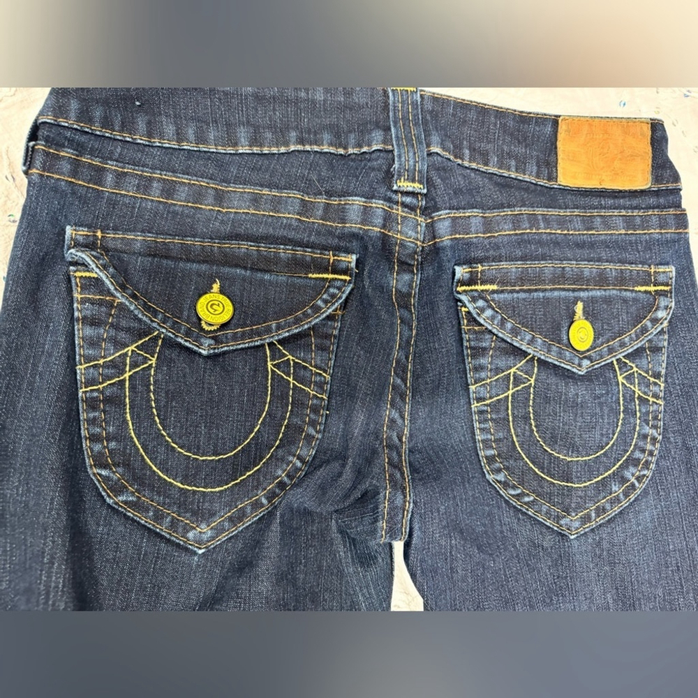 Vintage Y2K True Religion Women’s Jeans–Big-T Flap Pockets Low Rise Perfection!